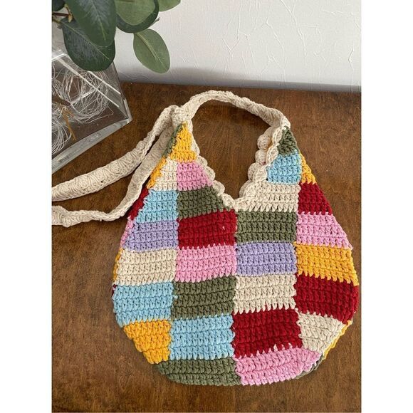 Boho Crocheted Shoulder Bag Purse Snap Closure NWOT - Picture 2 of 5